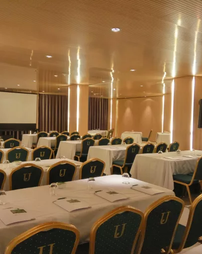 Sercotel Jardines de Uleta Suites