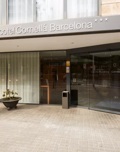 Sercotel Cornellá Barcelona entrada