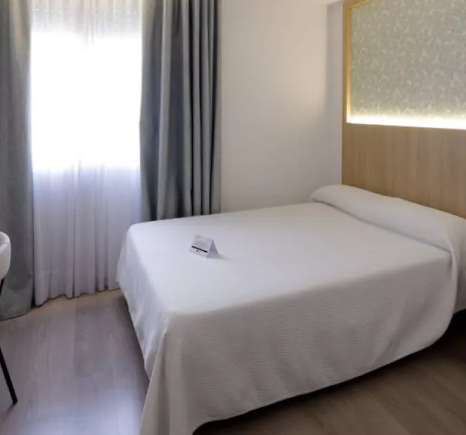 Sercotel Carlos III Single Room