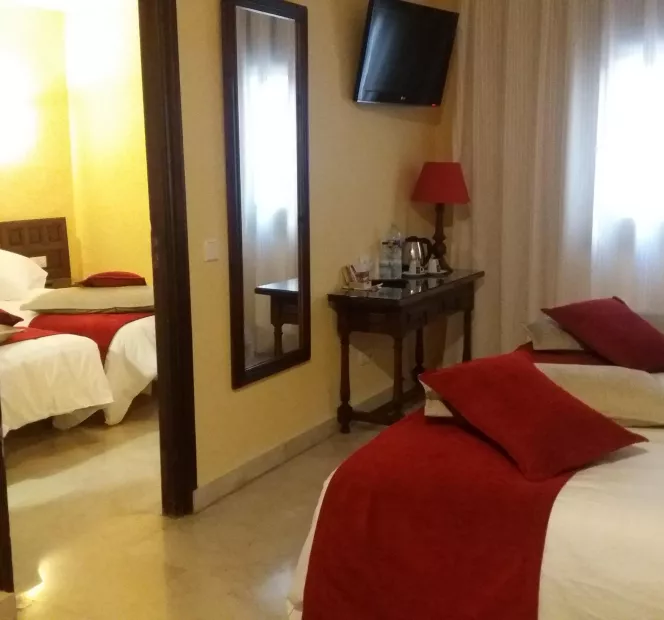 Sercotel Alfonso VI Family Twin Room