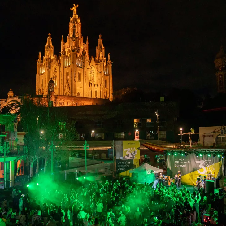 Sercotel celebra su 30 aniversario en el parque  de atracciones del Tibidabo