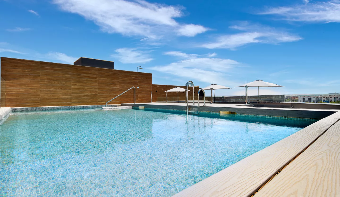 Piscina Sercotel Córdoba Delicias