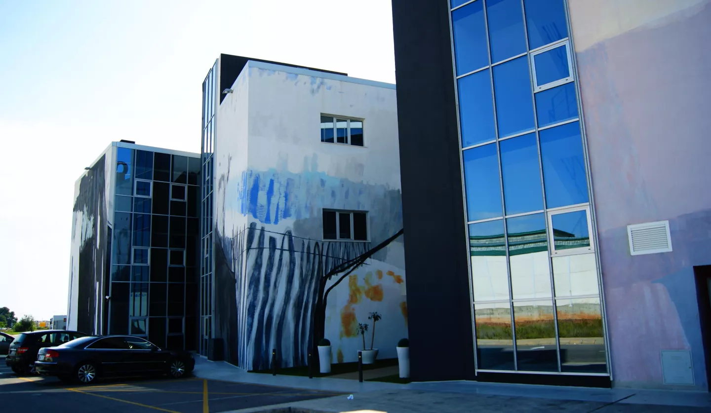 Fachada Sercotel Plana Parc