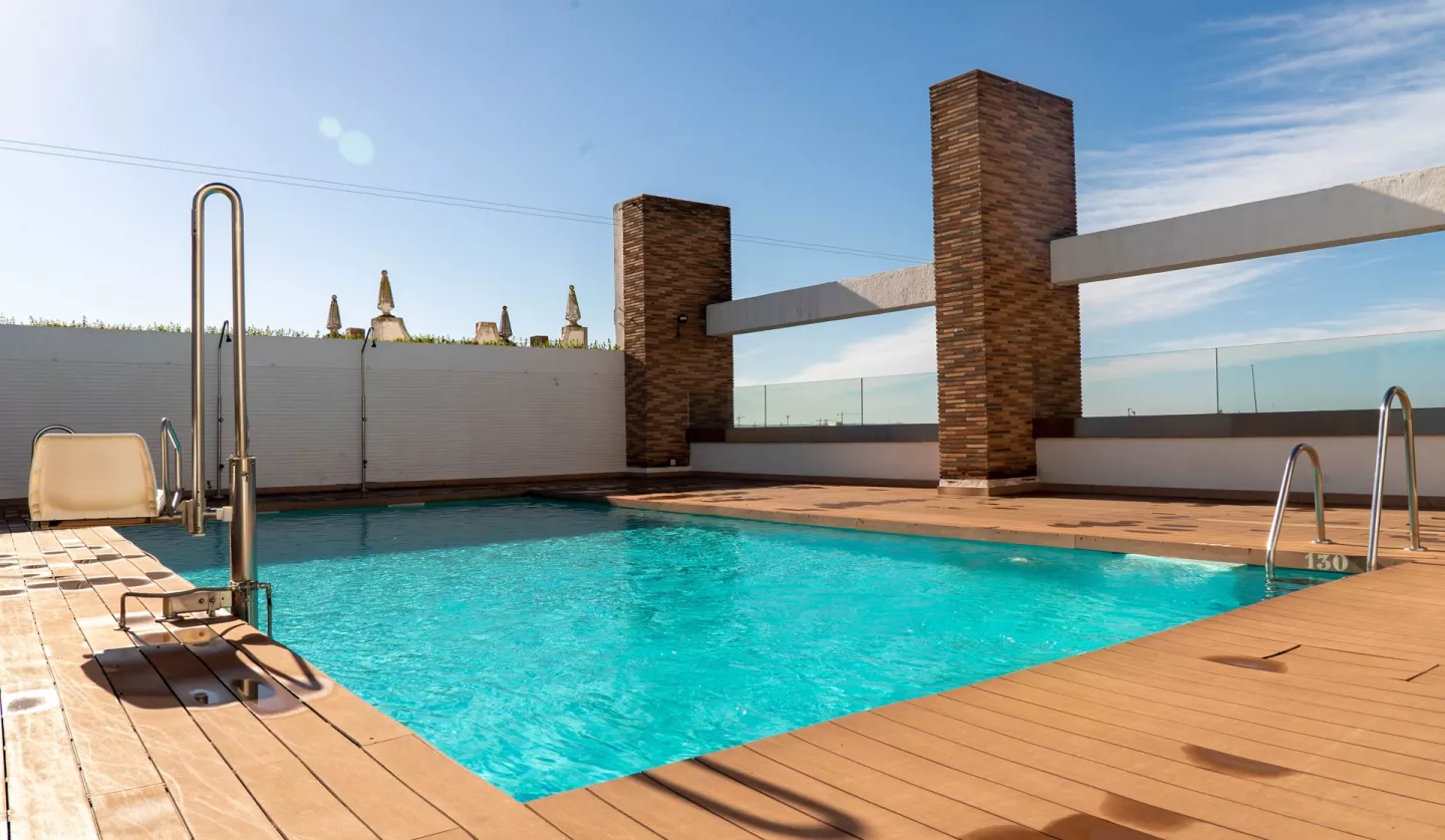 Piscina Sercotel Córdoba Medina Azahara