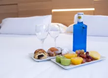 Sercotel Gran Fama Room Service