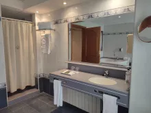 baño junior suite