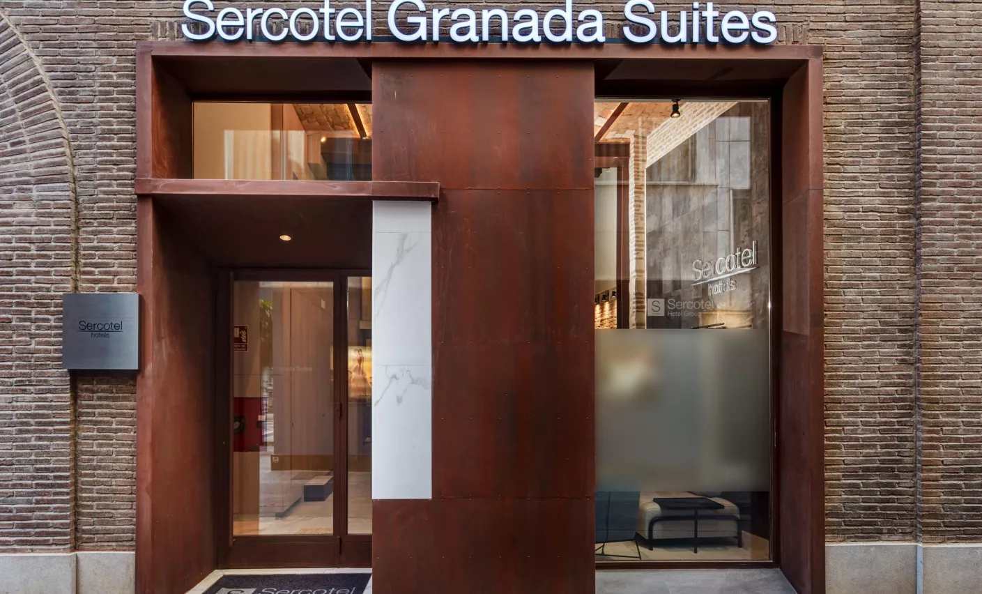 Sercotel Granada Suites 
